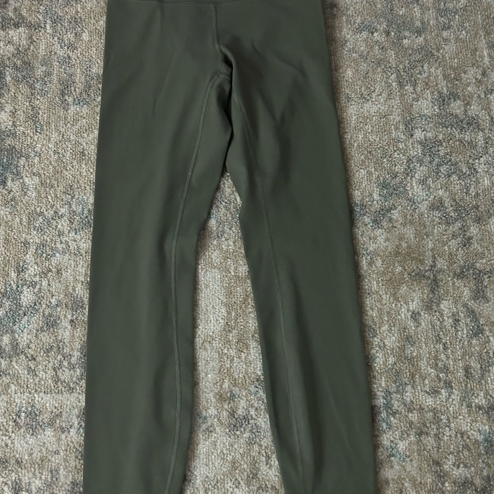 Grey Sage Wundertrain size 4 perfect condition